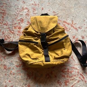 Baggu camel sport backpack